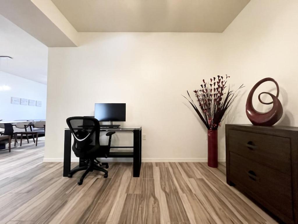 Free Golf! Stay, Play, Work From Luxury 2Bdr Plus Den 1St Floor Villa In Lely Golf Resort North North Naples Exterior foto